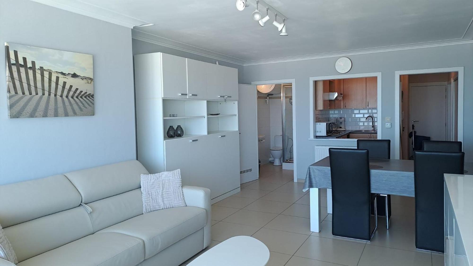 Modern Studio With Beautiful Sea View - 9Th Floor Blankenberge Extérieur photo